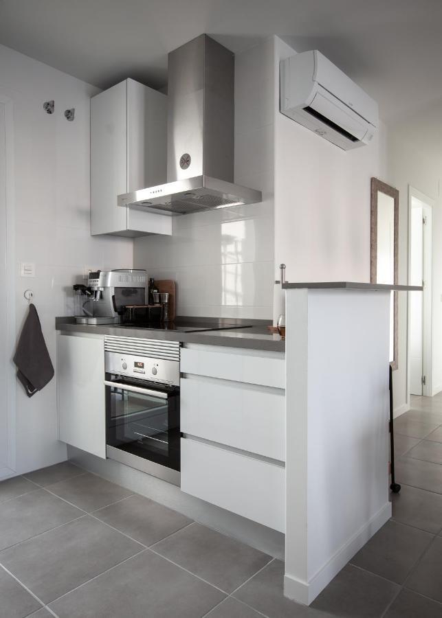 Sunny Apartment In Denia With Outdoor Swimming Pool And Garage Parking Place Included, 300M From The Sandy Beach المظهر الخارجي الصورة